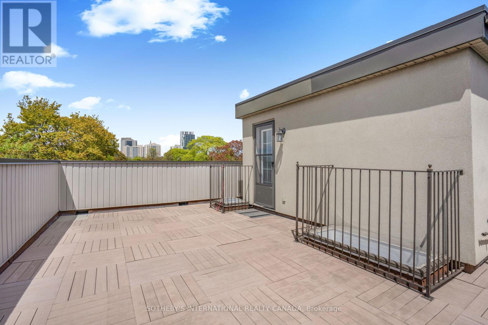 6 Tony Grande Lane, Toronto, Ontario  M6C 0A1 - Photo 48 - C13144310