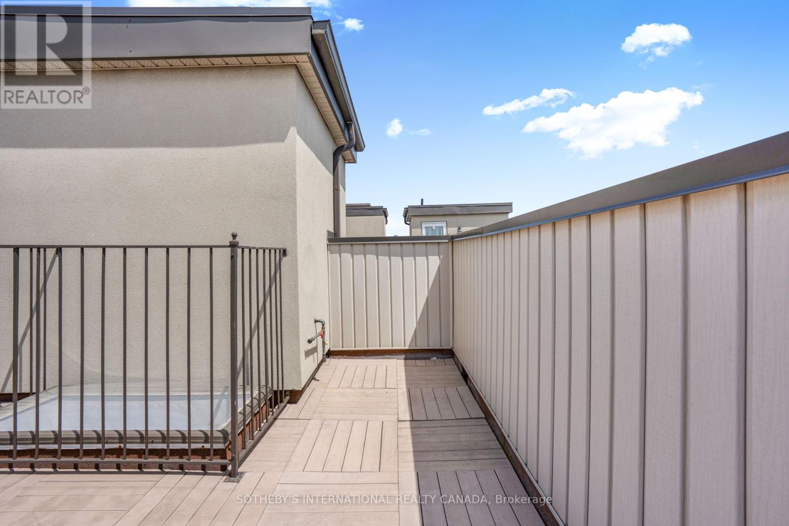 6 Tony Grande Lane, Toronto, Ontario  M6C 0A1 - Photo 49 - C13144310
