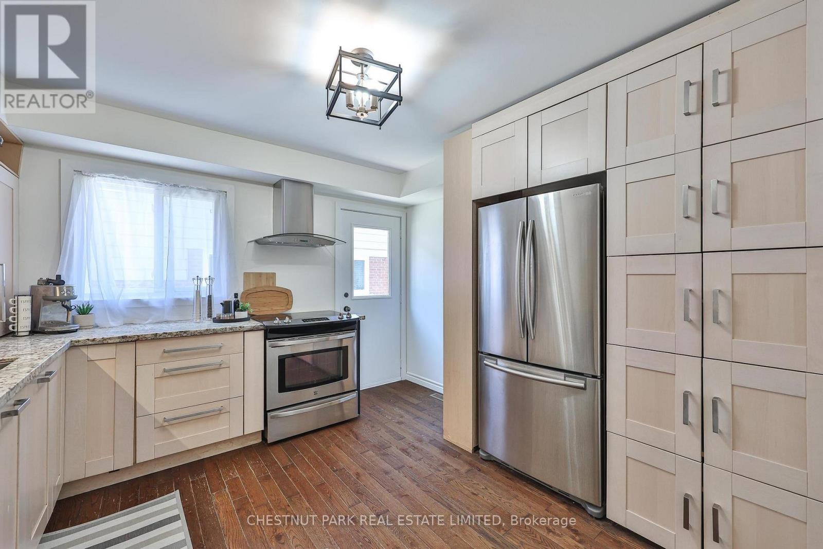 54 Loganberry Crescent, Toronto, Ontario  M2H 3H1 - Photo 11 - C13144322