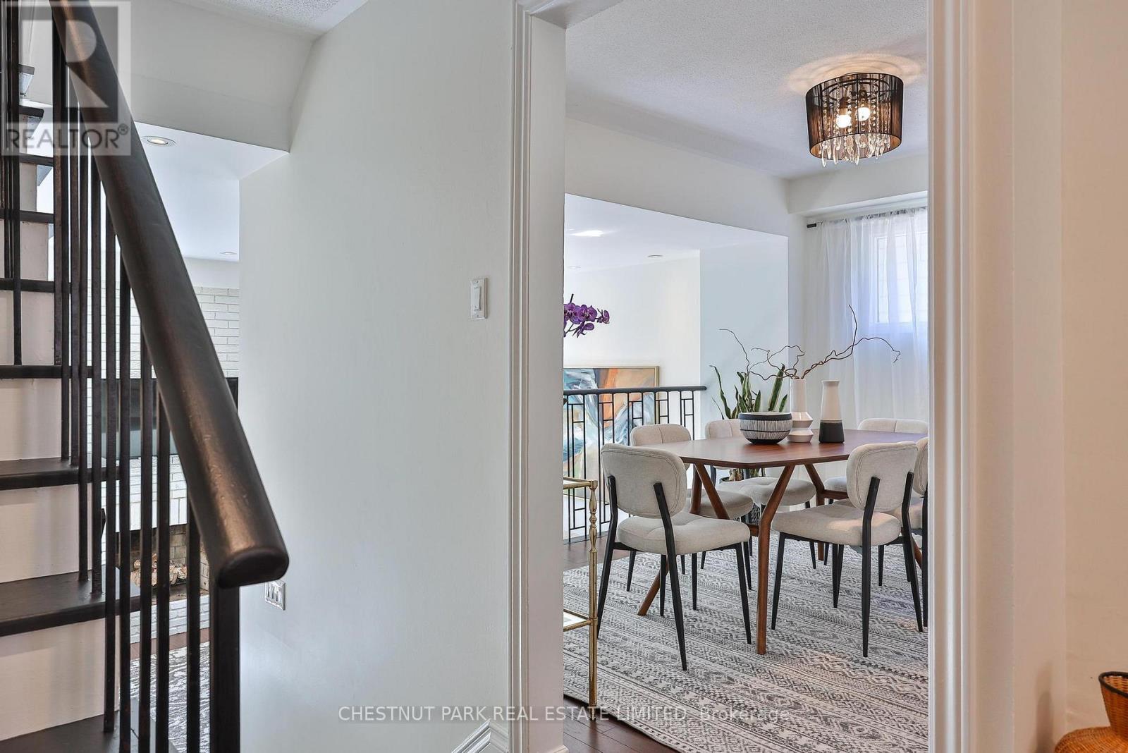 54 Loganberry Crescent, Toronto, Ontario  M2H 3H1 - Photo 12 - C13144322