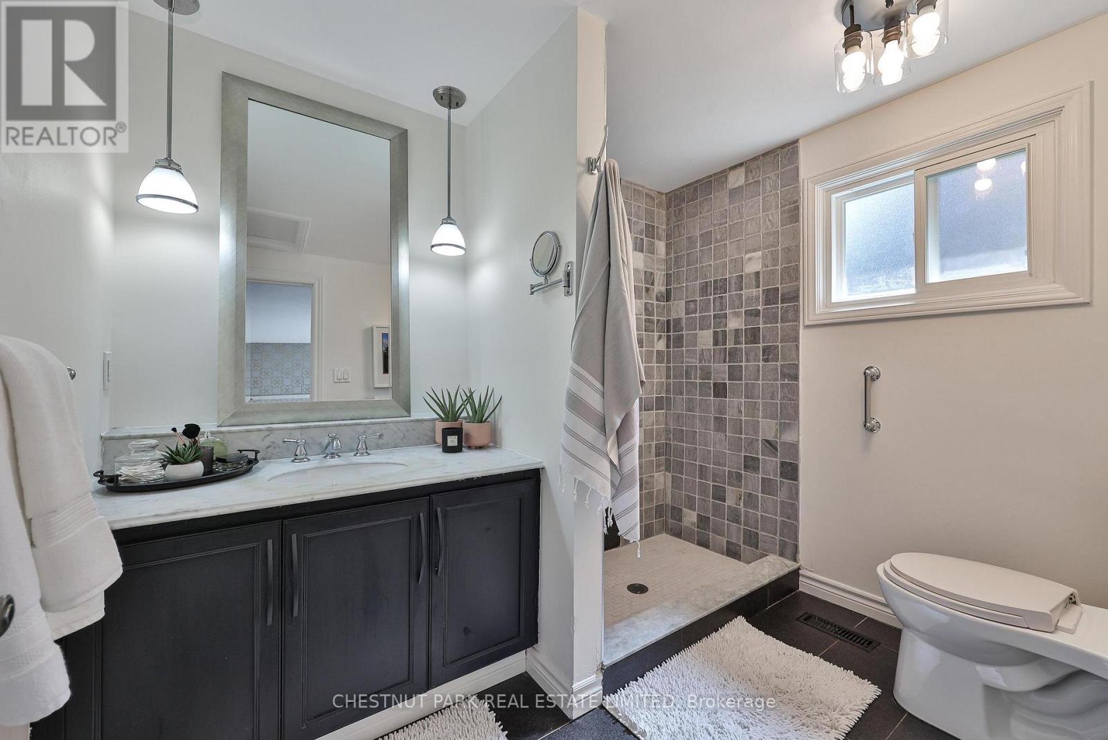54 Loganberry Crescent, Toronto, Ontario  M2H 3H1 - Photo 16 - C13144322