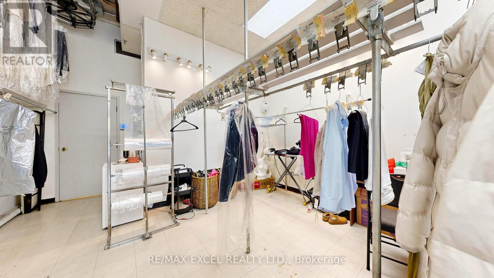 6 - 24 Wellesley Street W, Toronto, Ontario  M4Y 2X6 - Photo 12 - C13144382