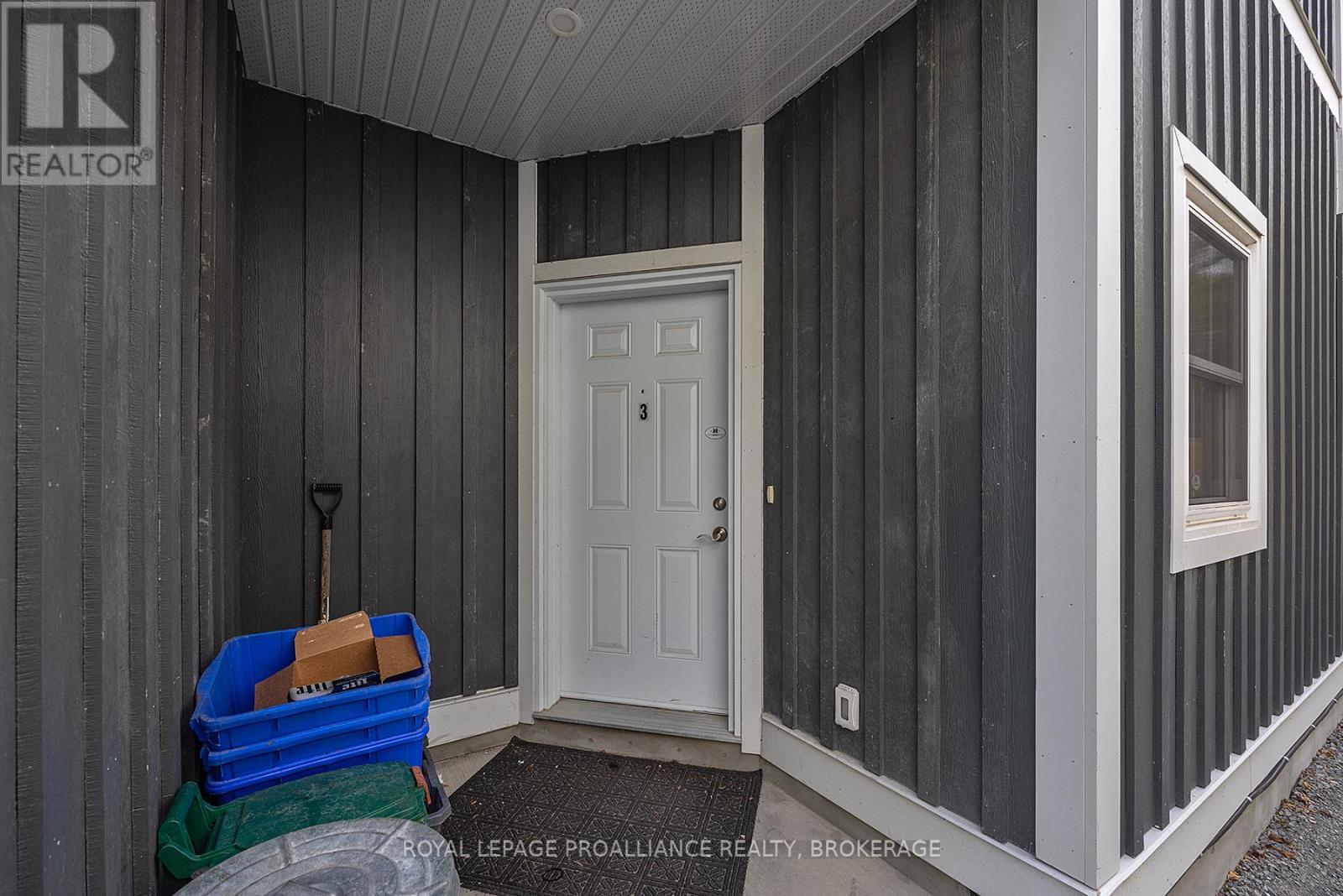 204 Alfred Street, Kingston, Ontario  K7L 3R9 - Photo 3 - X13144104