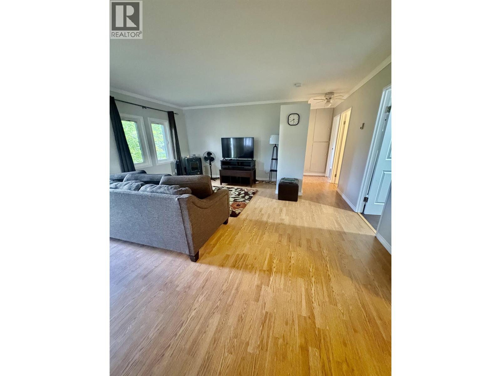 23 Kitlope Street, Kitimat, British Columbia  V8C 1X6 - Photo 4 - R3123410