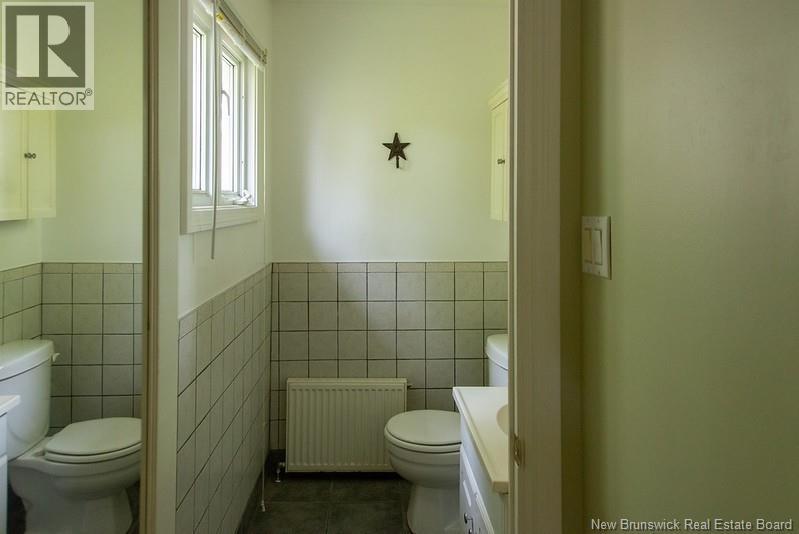 72 Hartt Street, Fredericton, New Brunswick  E3A 4X8 - Photo 13 - NB139525