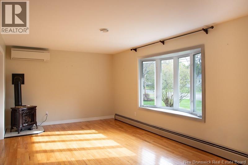 72 Hartt Street, Fredericton, New Brunswick  E3A 4X8 - Photo 6 - NB139525