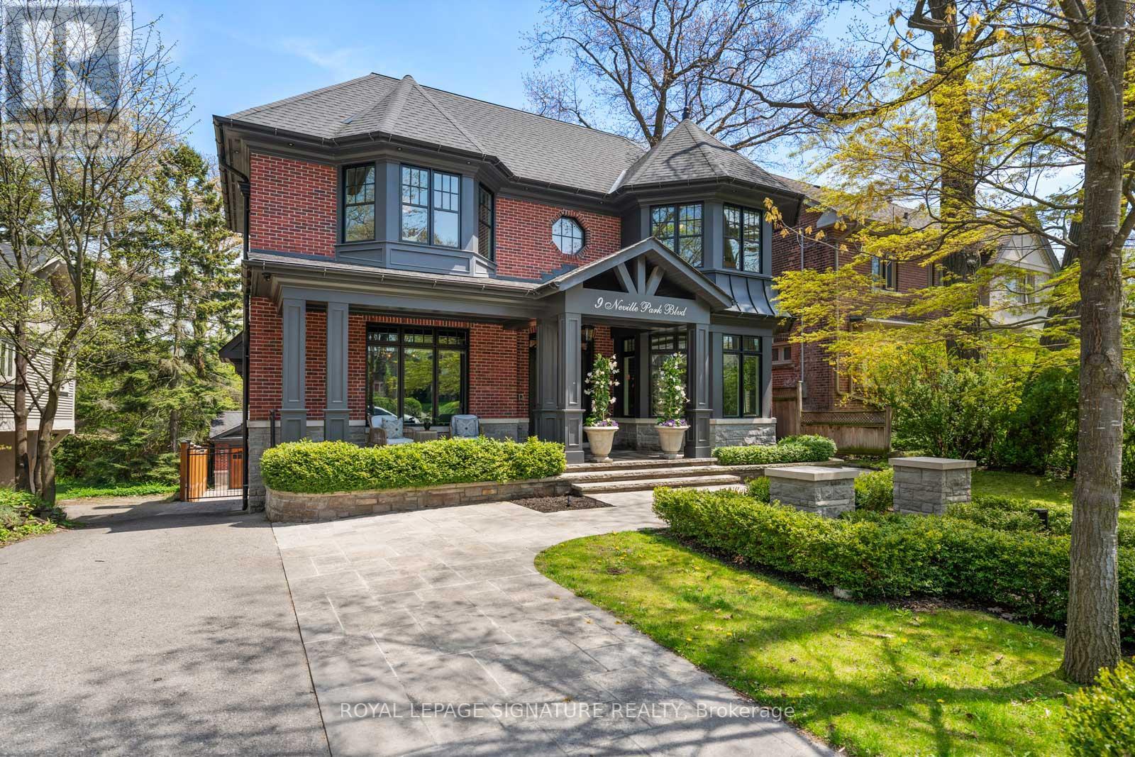 9 Neville Park Boulevard, Toronto, Ontario  M4E 3P5 - Photo 1 - E13144084