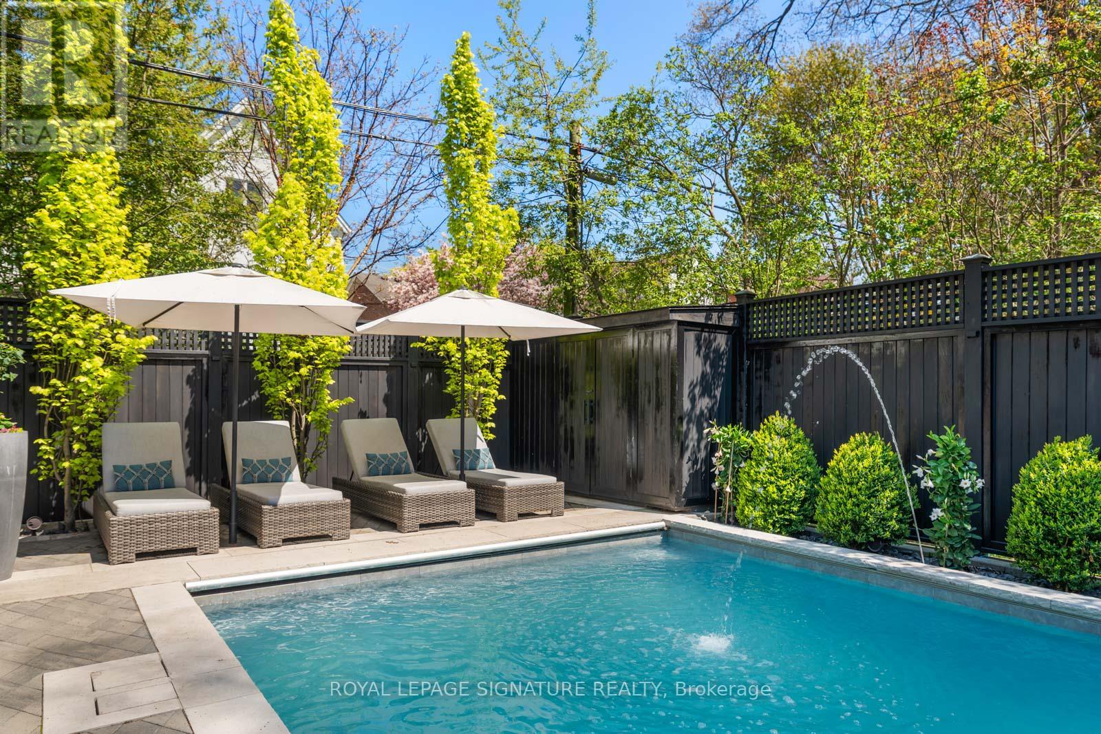 9 Neville Park Boulevard, Toronto, Ontario  M4E 3P5 - Photo 43 - E13144084