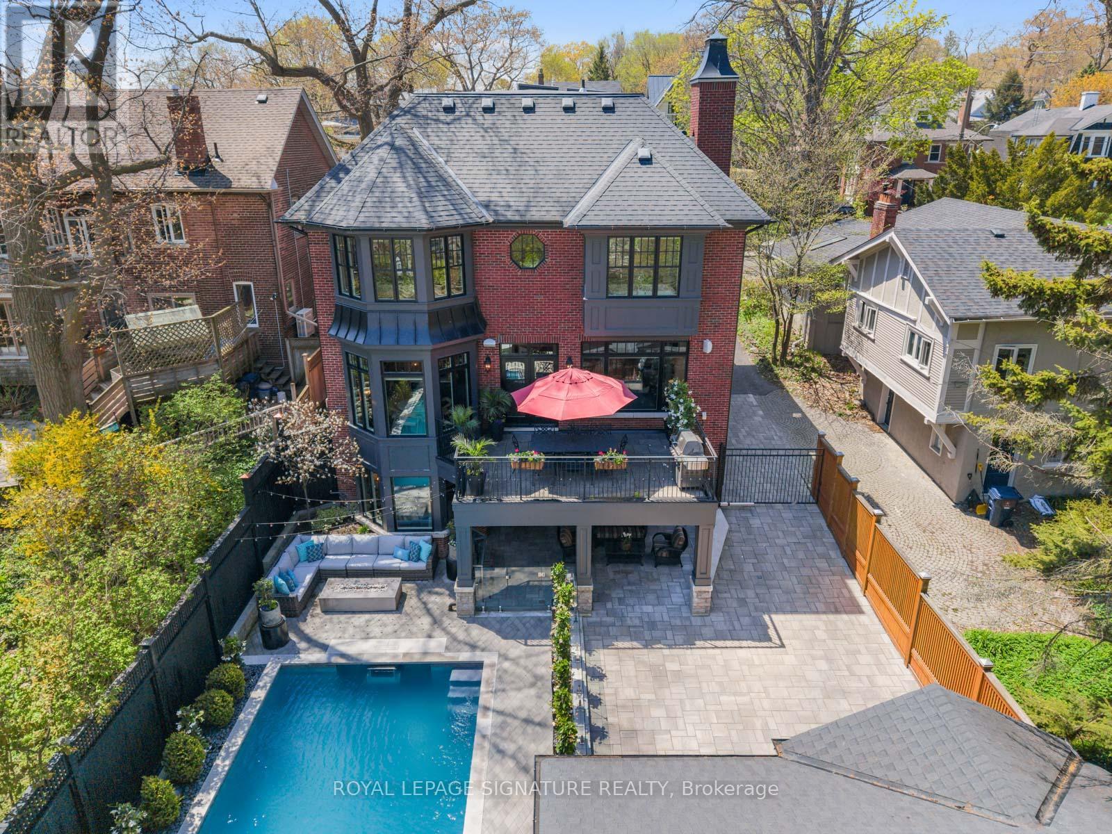 9 Neville Park Boulevard, Toronto, Ontario  M4E 3P5 - Photo 6 - E13144084