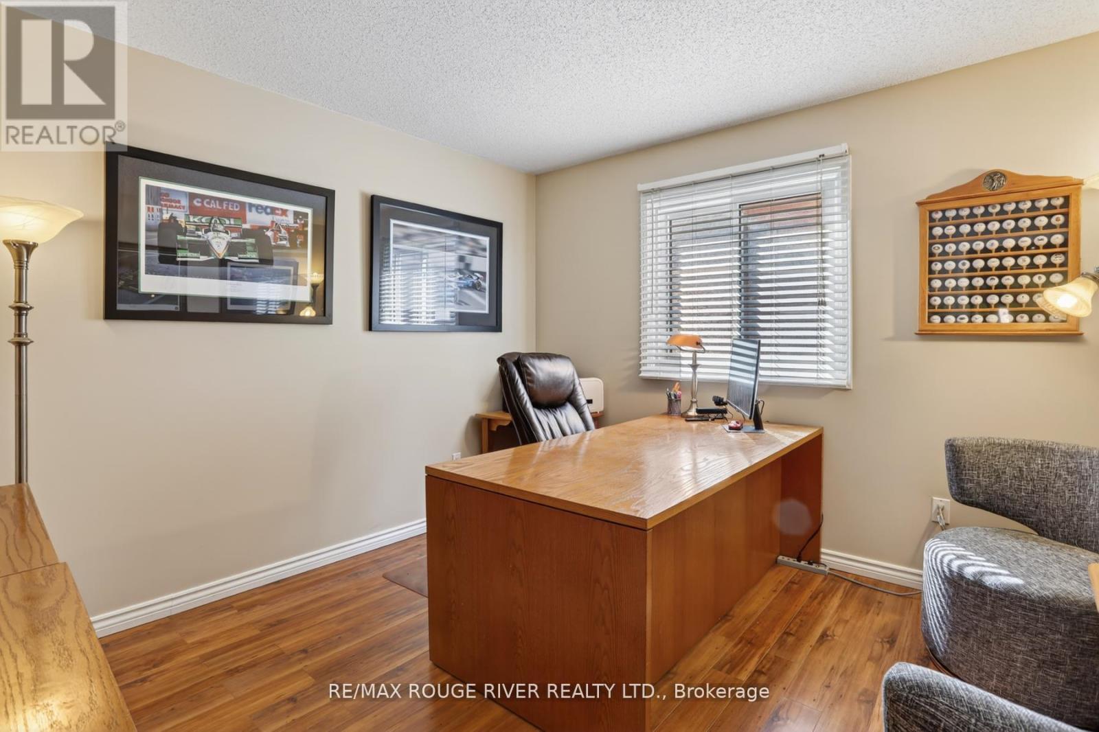 84 Silverbirch Place, Whitby, Ontario  L1R 1X5 - Photo 7 - E13144202