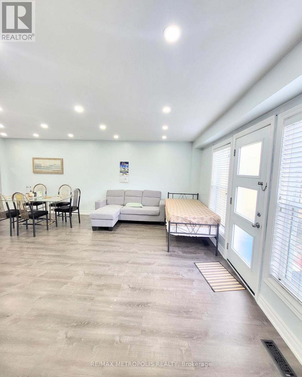 Main & Upper - 1192 Oxford Street, Oshawa, Ontario  L1J 6C8 - Photo 11 - E13144372