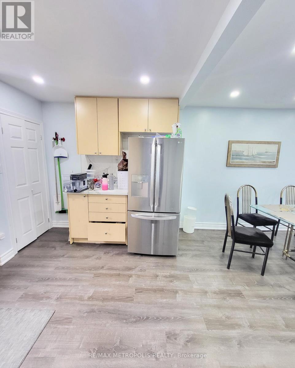 Main & Upper - 1192 Oxford Street, Oshawa, Ontario  L1J 6C8 - Photo 5 - E13144372