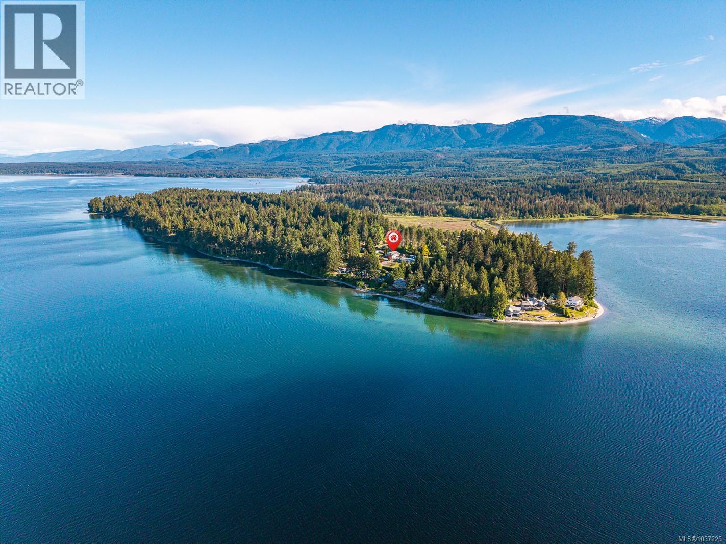 7627 Ships Point Rd, Fanny Bay, British Columbia  V0R 1W0 - Photo 40 - 1037225