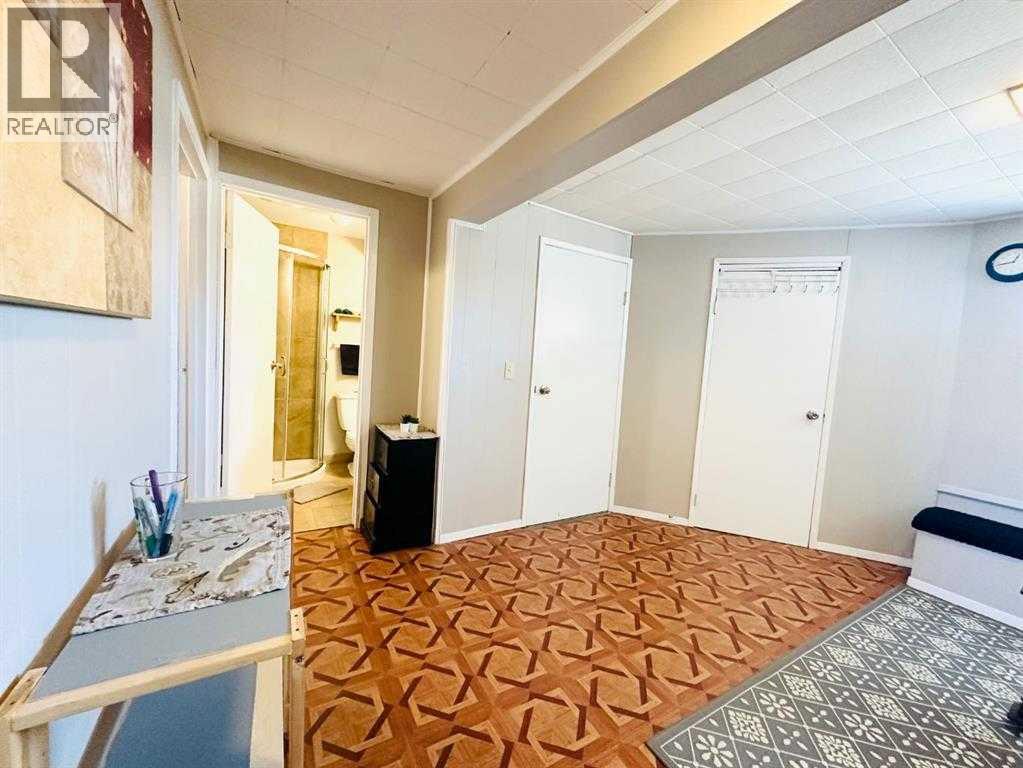 15 Pinecliff Close NE, Calgary, Alberta  T1Y 4N3 - Photo 28 - A2304632