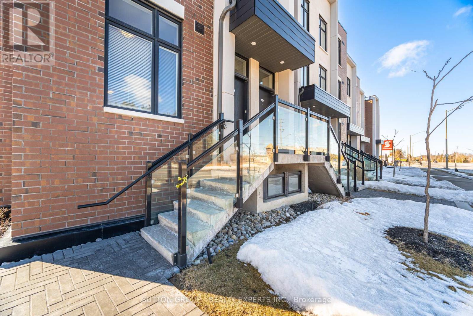 L109 - 9560 Islington Avenue, Vaughan, Ontario  L4H 4Z5 - Photo 4 - N13144056