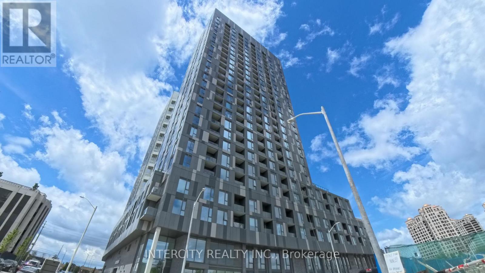 1710 - 474 CALDARI ROAD, Vaughan, Ontario