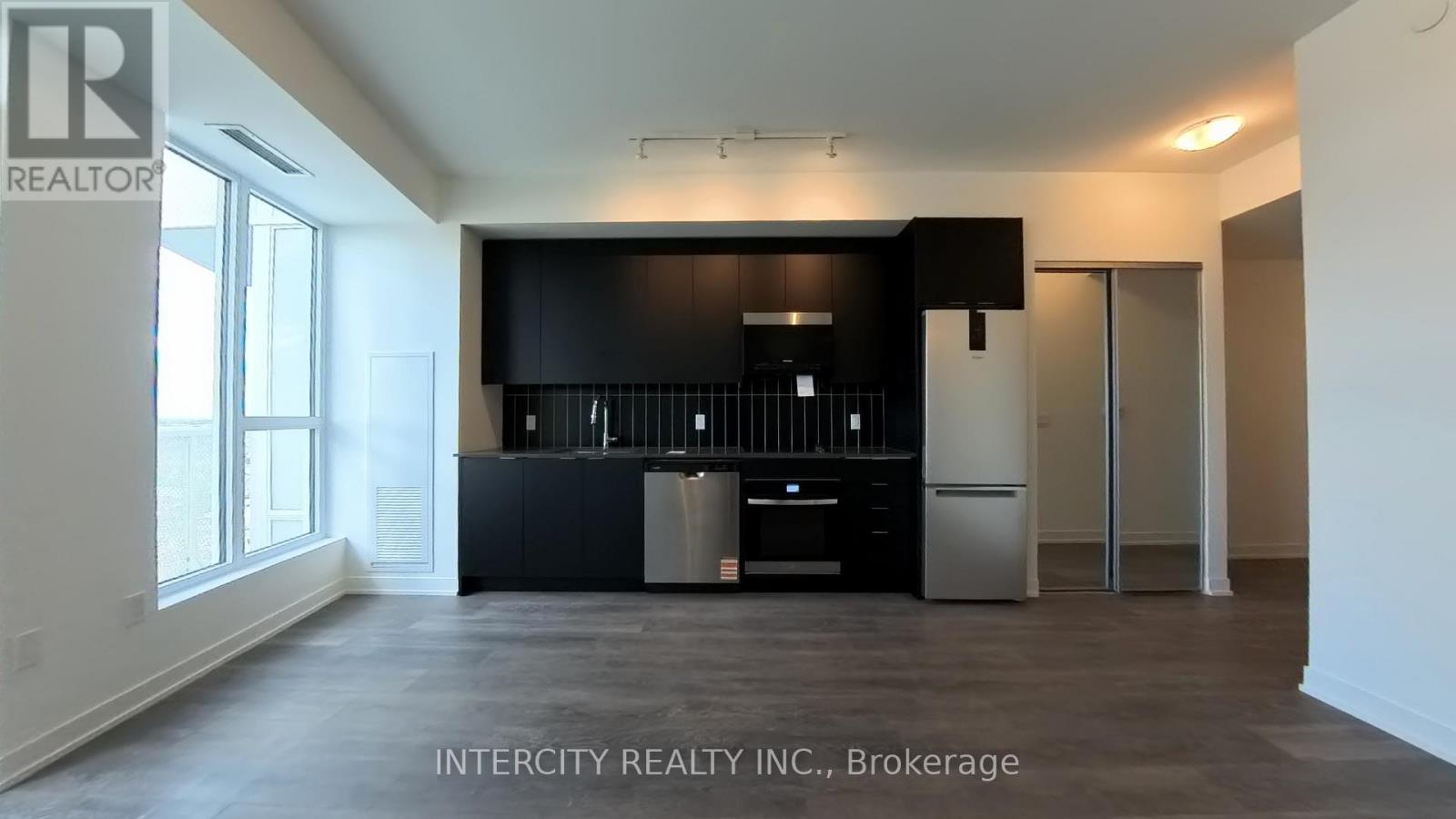 1710 - 474 Caldari Road, Vaughan, Ontario L4K 0R5 - Photo 10 - N13144080