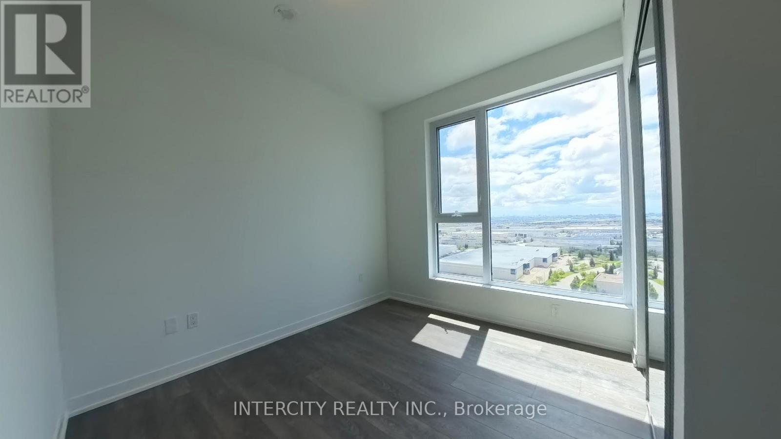 1710 - 474 Caldari Road, Vaughan, Ontario L4K 0R5 - Photo 16 - N13144080