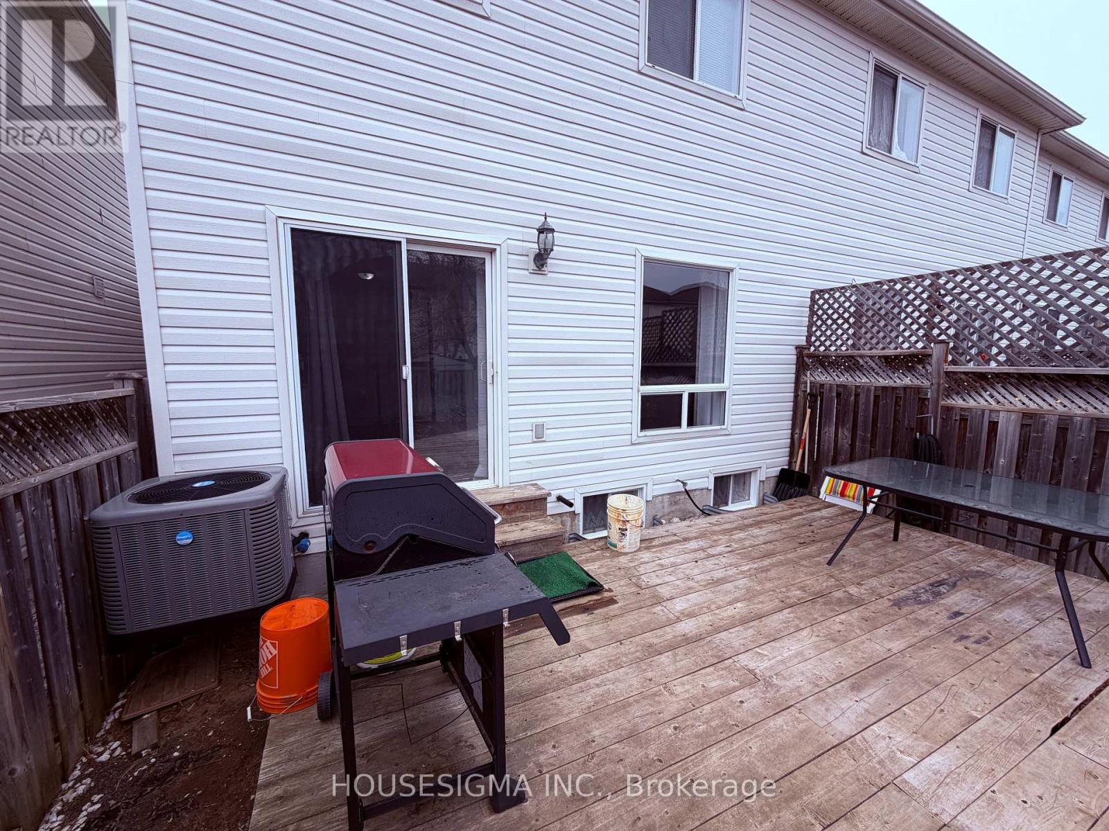 58 Lookout Street, Essa (Angus), Ontario  L0M 1B4 - Photo 20 - N13144090