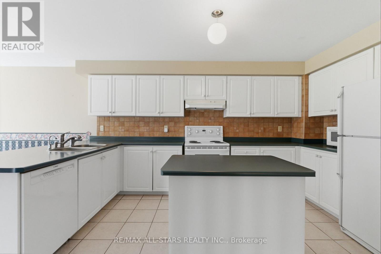 7 Remion Crescent, Uxbridge, Ontario  L9P 1V3 - Photo 8 - N13144130