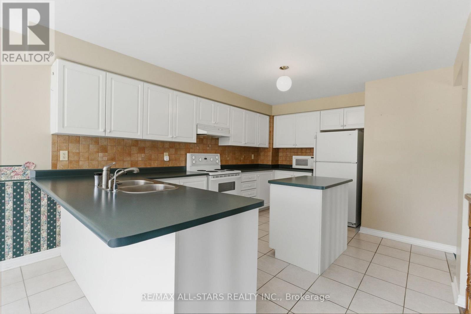 7 Remion Crescent, Uxbridge, Ontario  L9P 1V3 - Photo 9 - N13144130