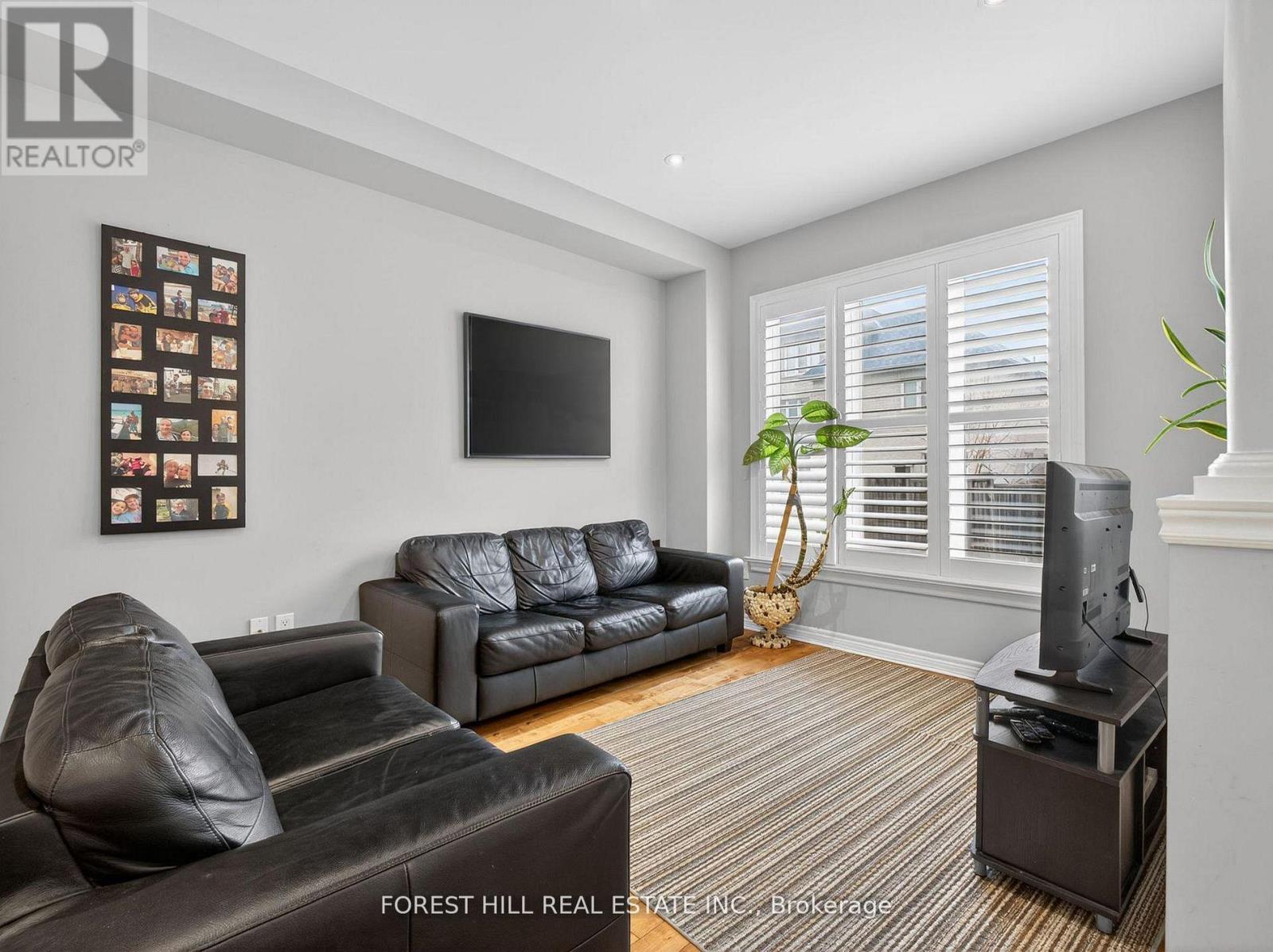 53 Marc Santi Boulevard, Vaughan, Ontario  L6A 0K2 - Photo 9 - N13144156