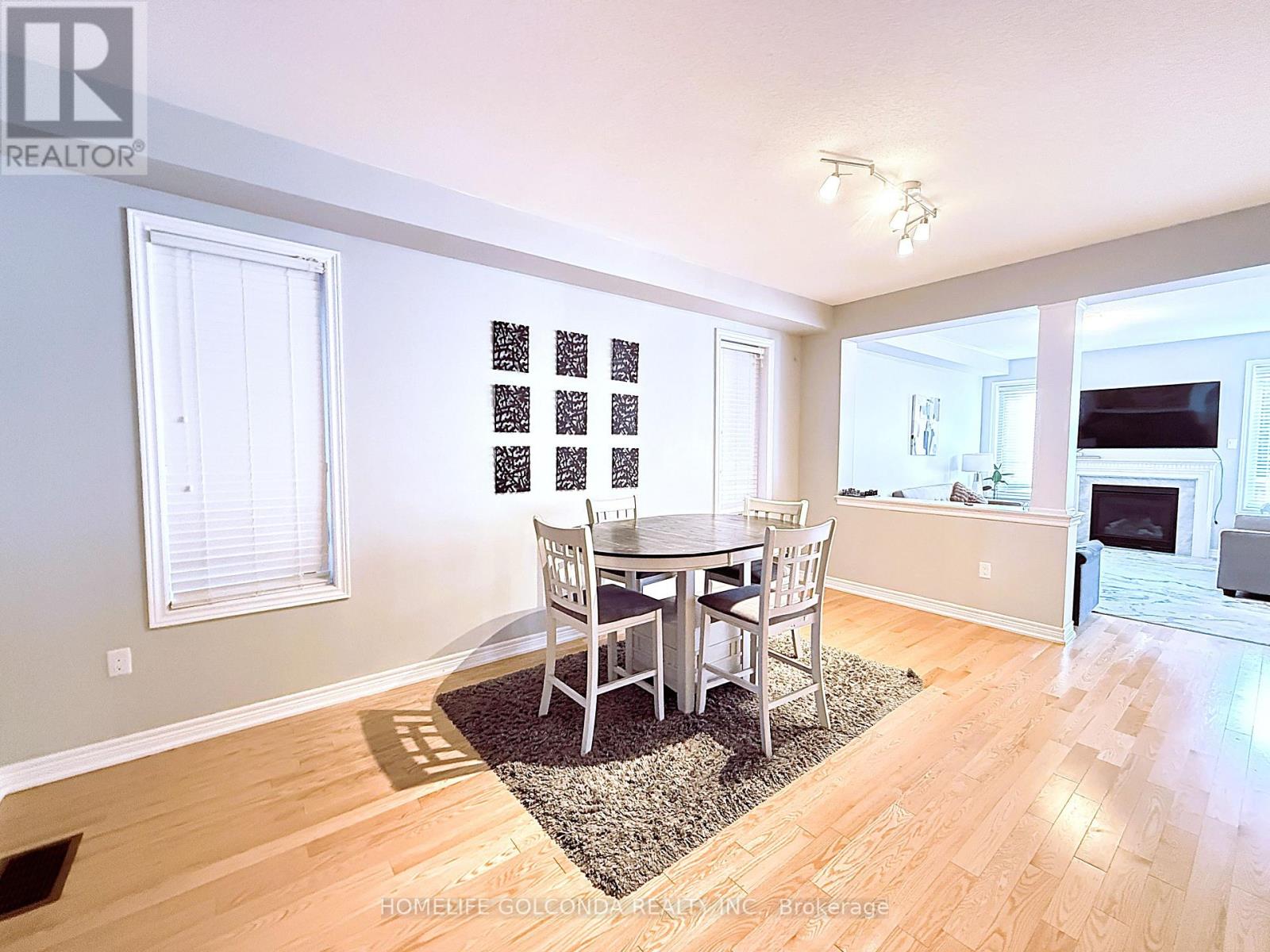 24 Applegate Drive, East Gwillimbury, Ontario  L9N 0R2 - Photo 5 - N13144280