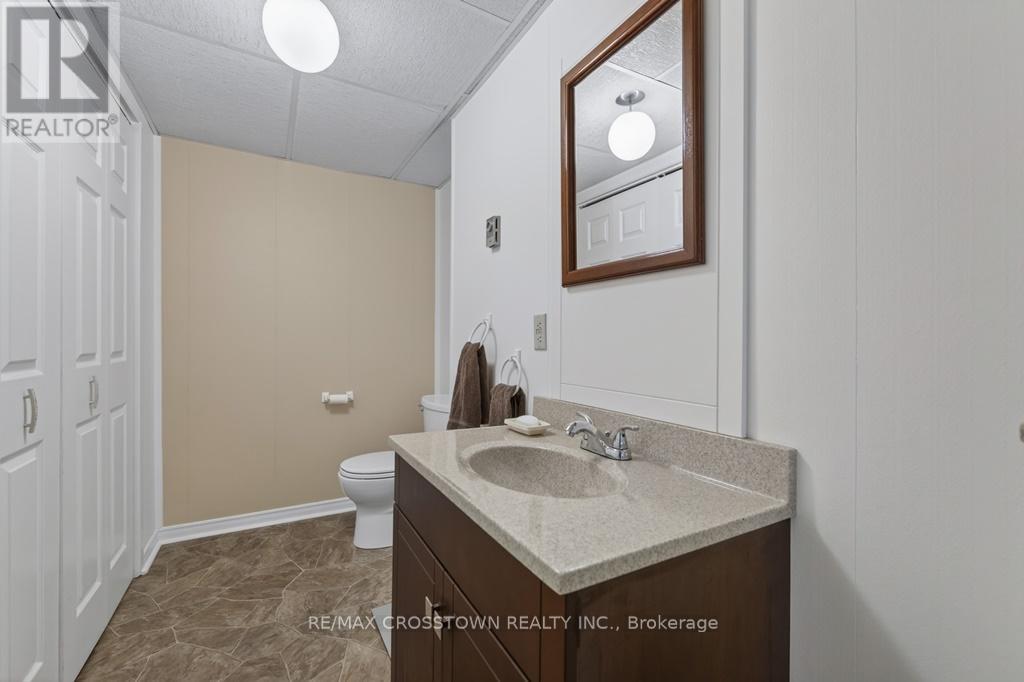 50 Withall Grove, Tiny, Ontario  L0L 2T0 - Photo 24 - S13144218