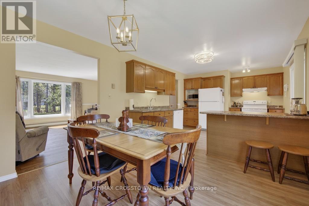 50 Withall Grove, Tiny, Ontario  L0L 2T0 - Photo 8 - S13144218