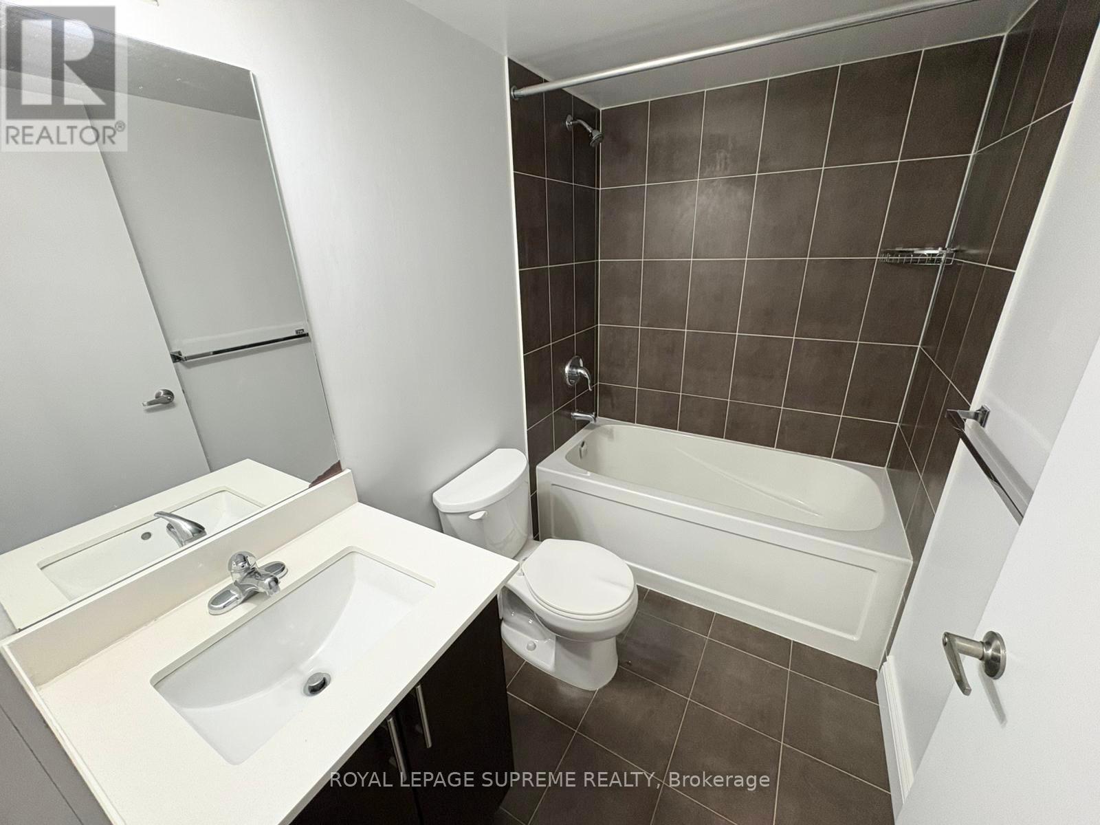 2102 - 1420 Dupont Street, Toronto, Ontario  M6H 0C2 - Photo 16 - W12994910