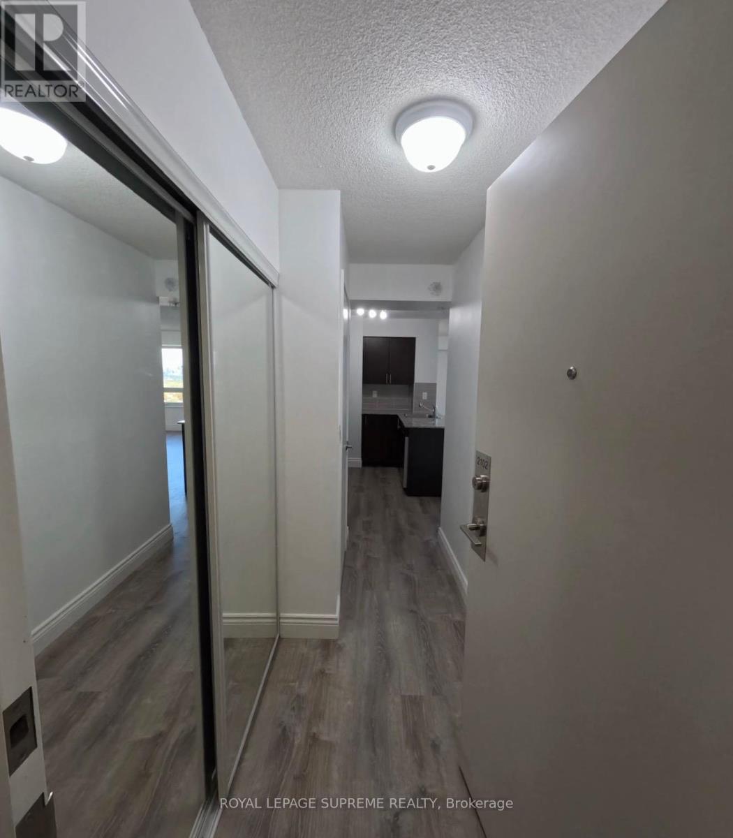 2102 - 1420 Dupont Street, Toronto, Ontario  M6H 0C2 - Photo 15 - W12994910