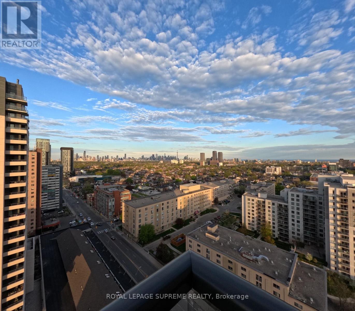2102 - 1420 Dupont Street, Toronto, Ontario  M6H 0C2 - Photo 19 - W12994910