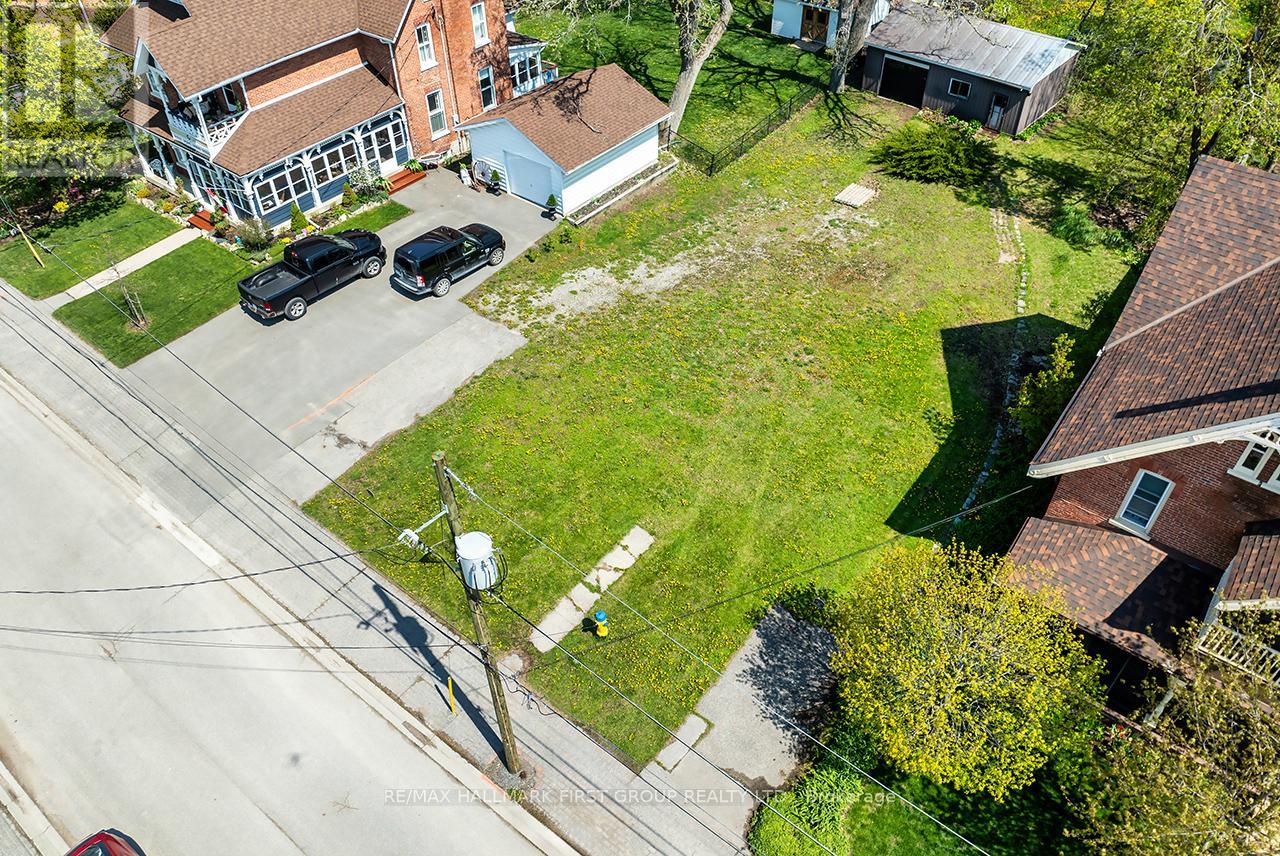 38 Oak Street, Kawartha Lakes (Fenelon Falls), Ontario  K0M 1N0 - Photo 6 - X13076758