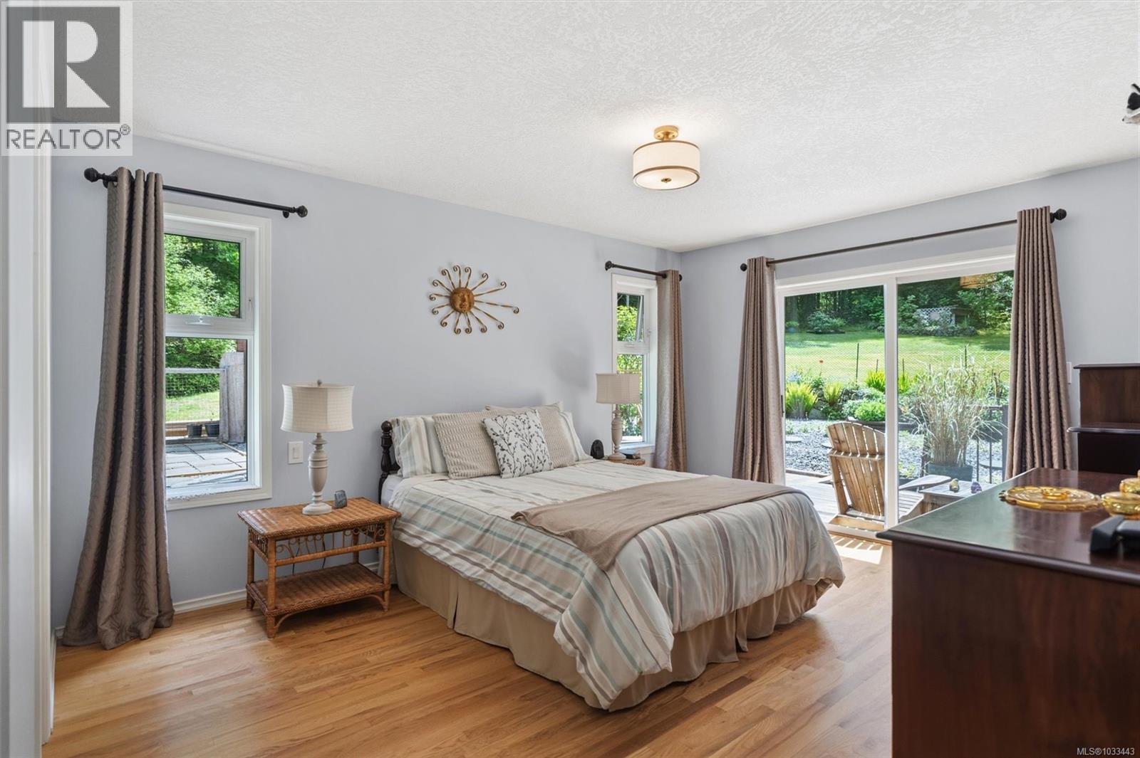 5729 East Sooke Rd, Sooke, British Columbia  V9Z 0Z6 - Photo 12 - 1033443