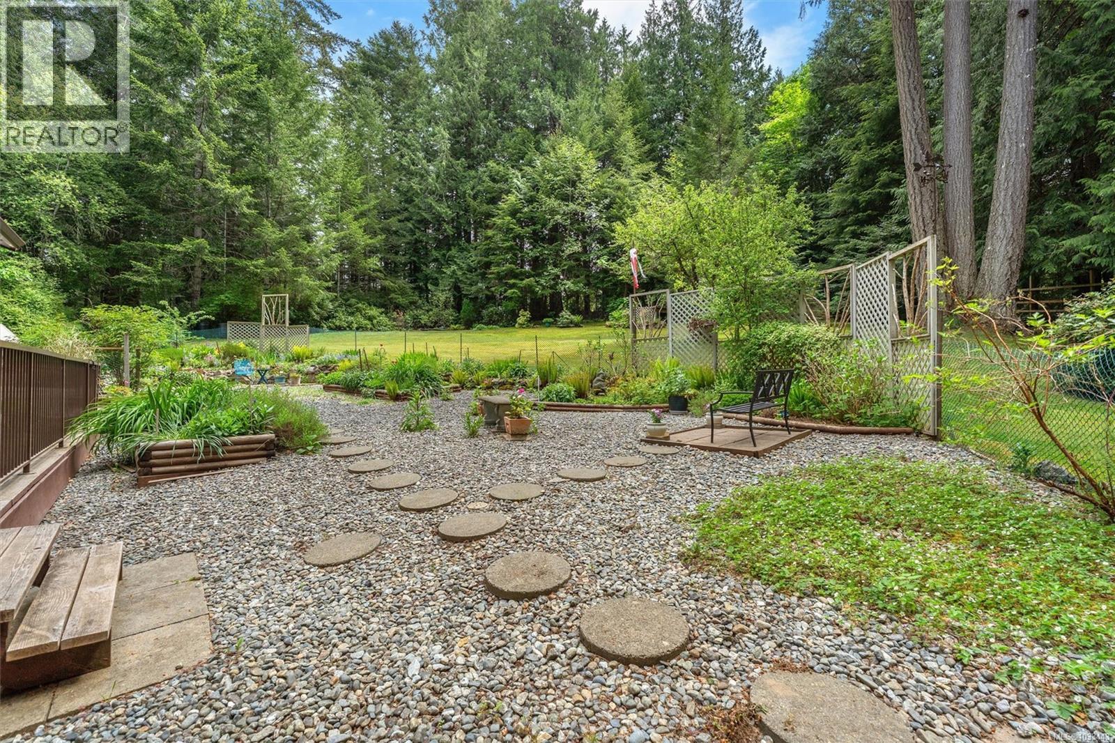 5729 East Sooke Rd, Sooke, British Columbia  V9Z 0Z6 - Photo 31 - 1033443