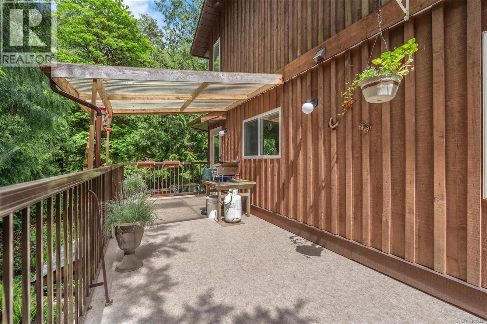 5729 East Sooke Rd, Sooke, British Columbia  V9Z 0Z6 - Photo 34 - 1033443