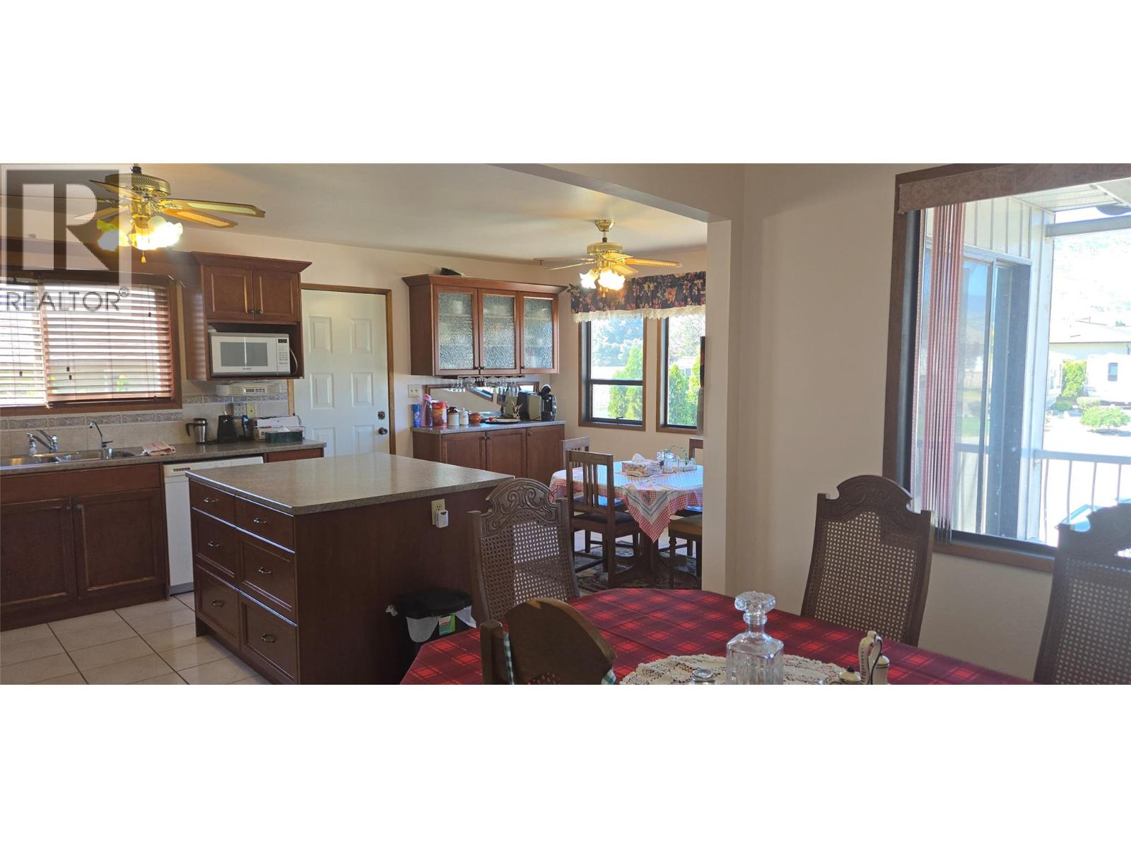 10 Spruce Court, Osoyoos, British Columbia  V0H 1V3 - Photo 6 - 10387950