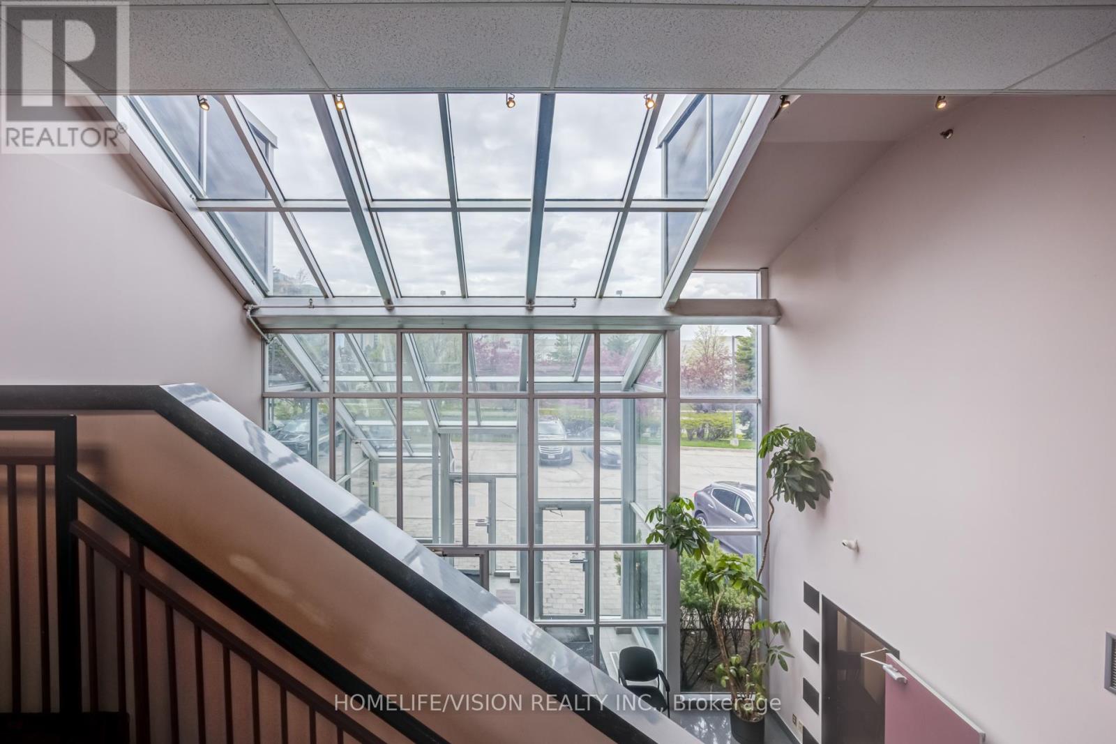 25 Minthorn Boulevard, Markham, Ontario  L3T 7N5 - Photo 29 - N13130104