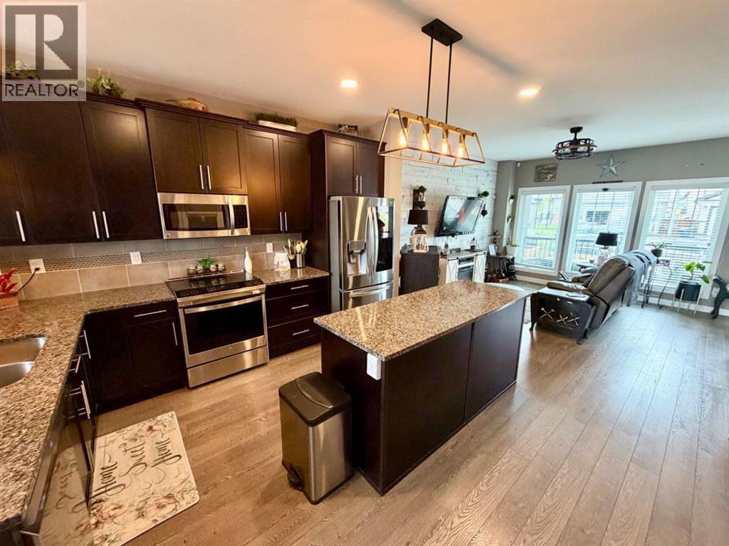 527 Moonlight Lane W, Lethbridge, Alberta  T1J 5K1 - Photo 11 - A2312472