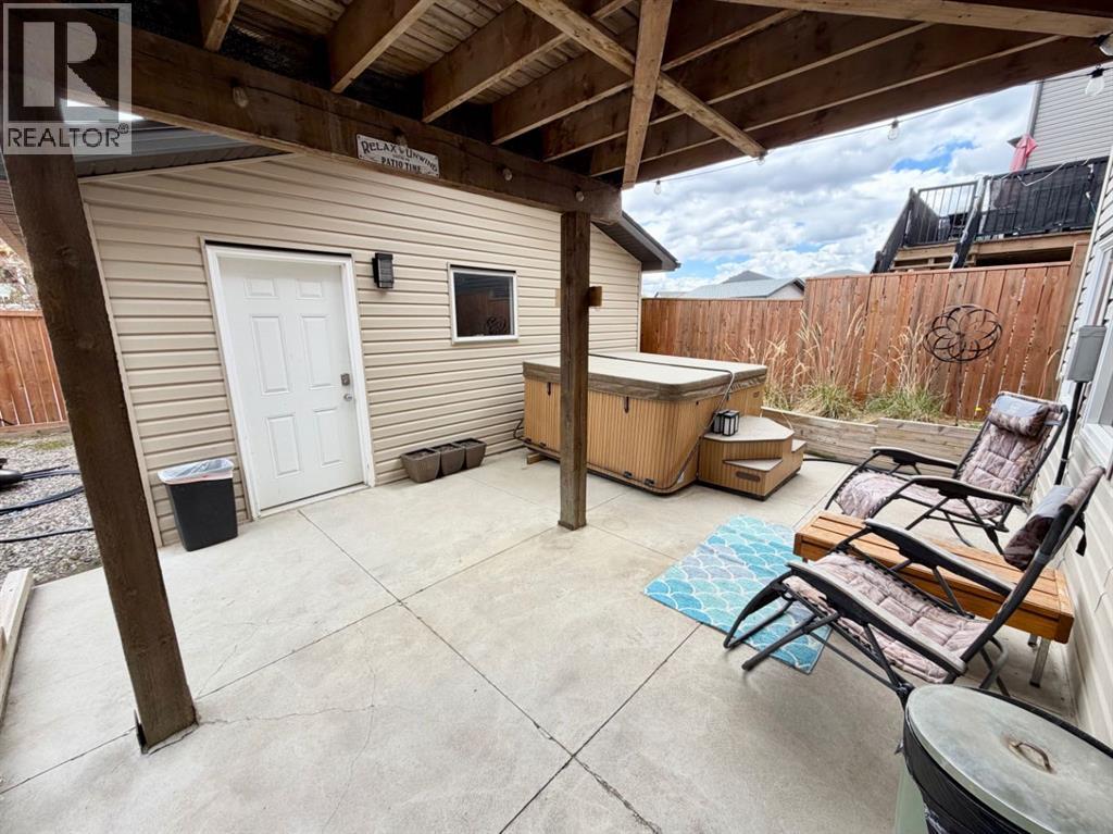 527 Moonlight Lane W, Lethbridge, Alberta  T1J 5K1 - Photo 37 - A2312472