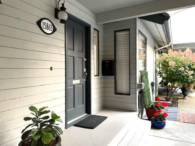 15863 Alder Place, Surrey, British Columbia  V4A 5J1 - Photo 2 - R3110112