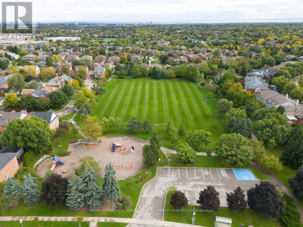 200 Lexington Road, Oakville, Ontario  L6H 6L6 - Photo 36 - W13144052