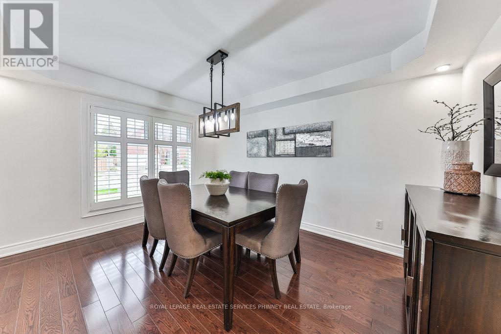 200 Lexington Road, Oakville, Ontario  L6H 6L6 - Photo 5 - W13144052