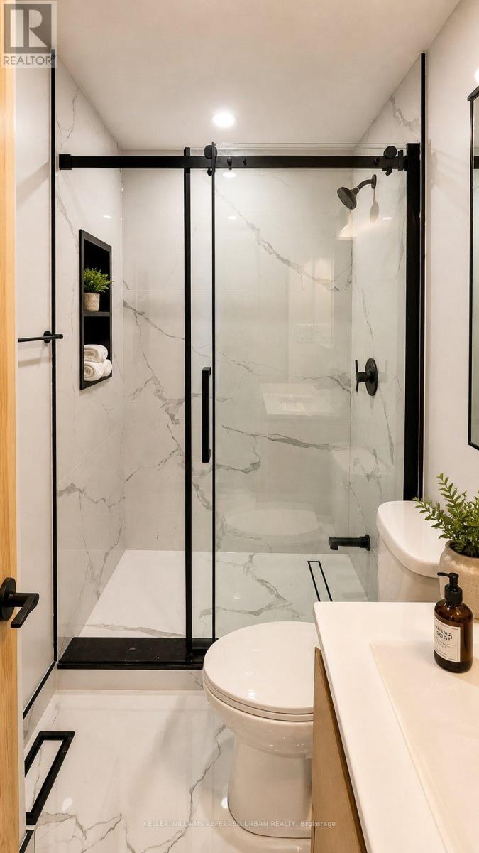 45 Donald Avenue, Toronto, Ontario  M6M 1K2 - Photo 13 - W13144092