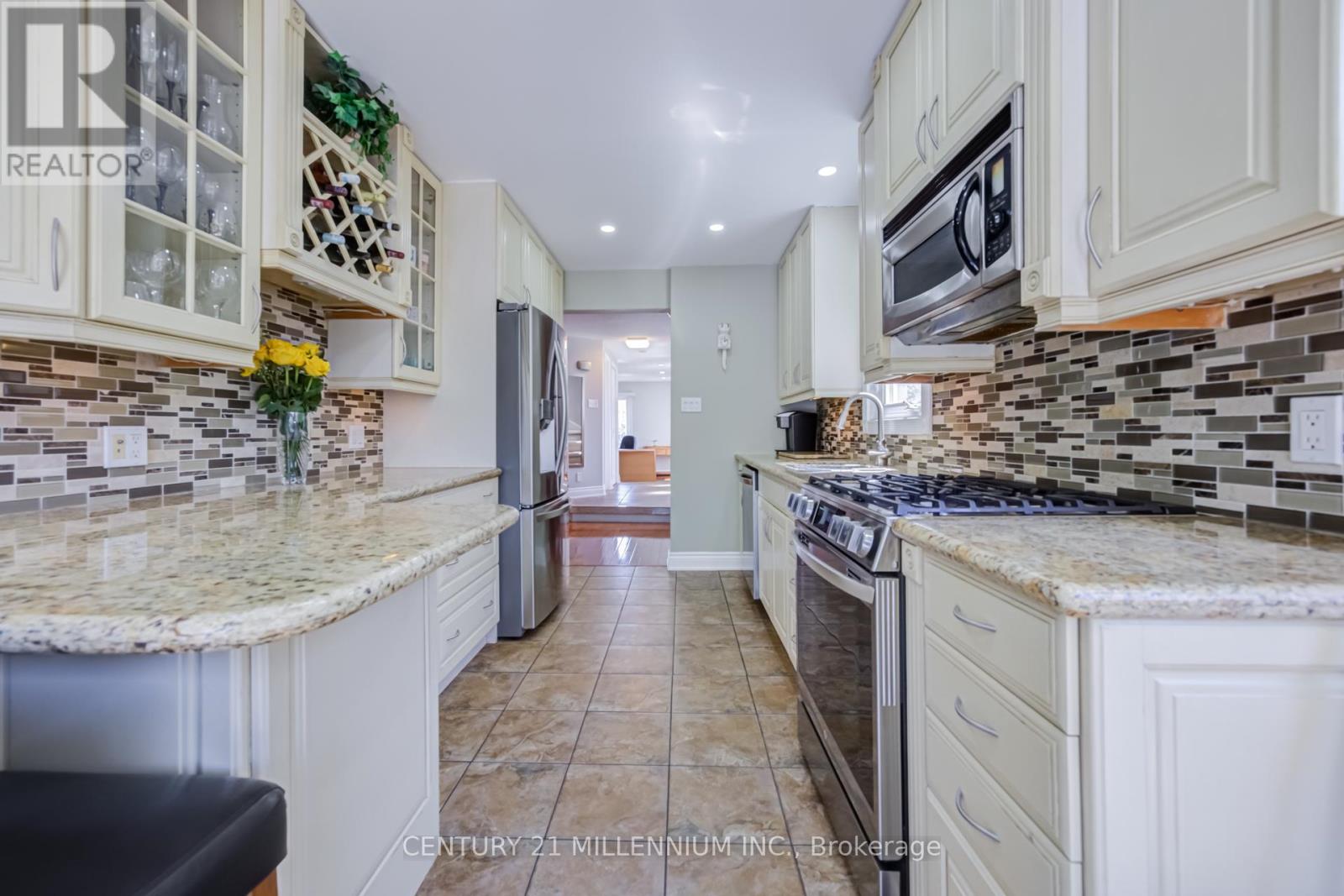 7220 Danton Promenade, Mississauga, Ontario  L5N 5C5 - Photo 17 - W13144114