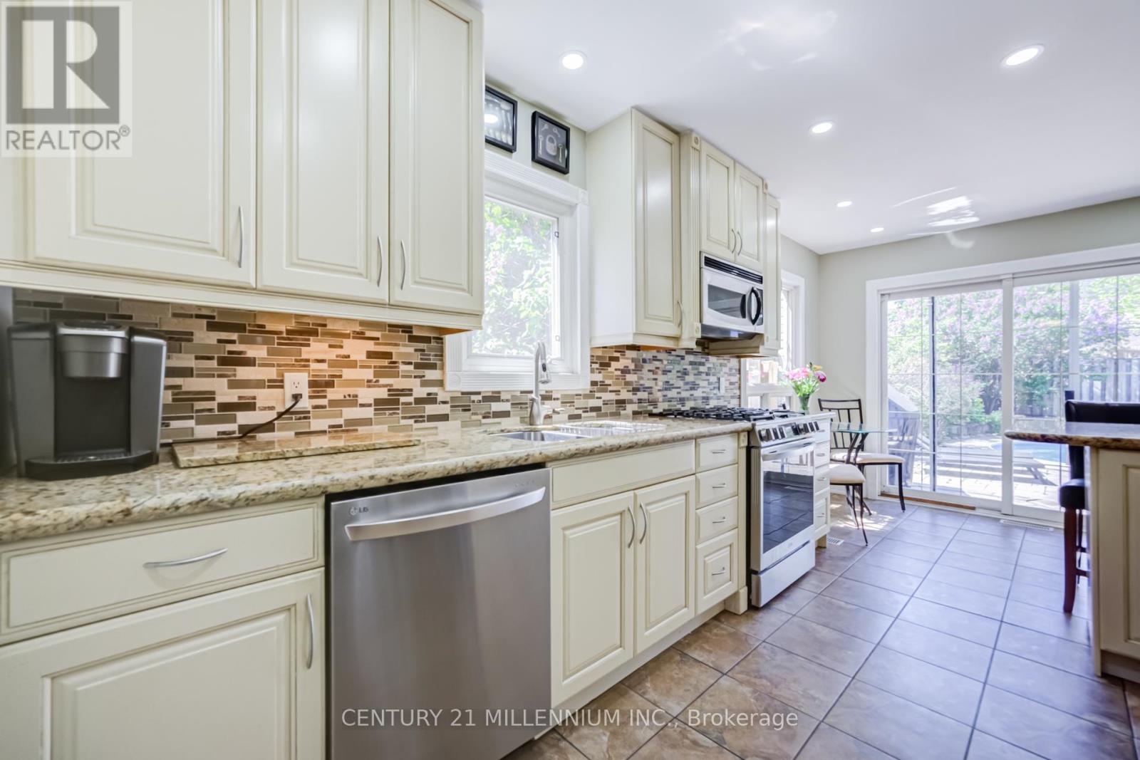 7220 Danton Promenade, Mississauga, Ontario  L5N 5C5 - Photo 19 - W13144114