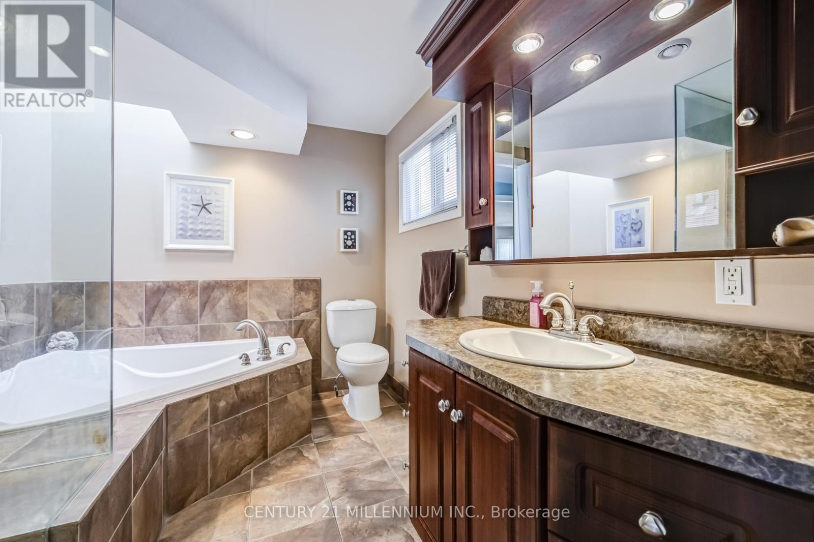 7220 Danton Promenade, Mississauga, Ontario  L5N 5C5 - Photo 32 - W13144114