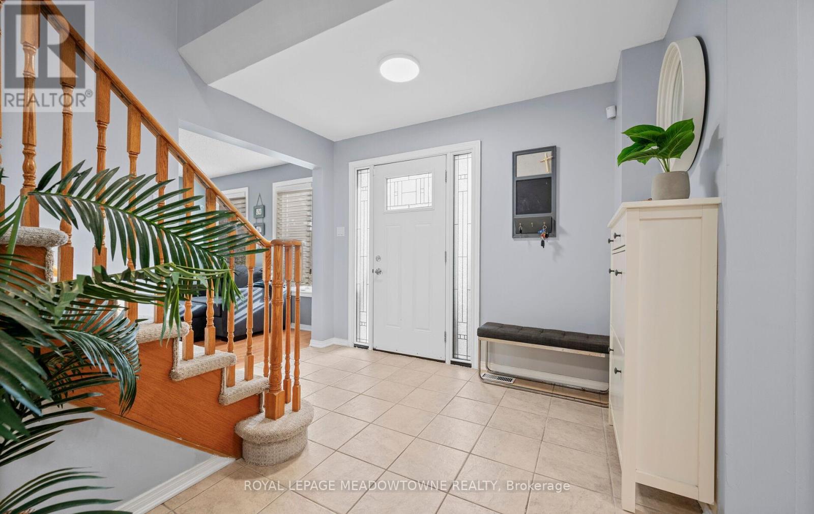 16 Cox Crescent, Brampton, Ontario  L6X 3H1 - Photo 6 - W13144128