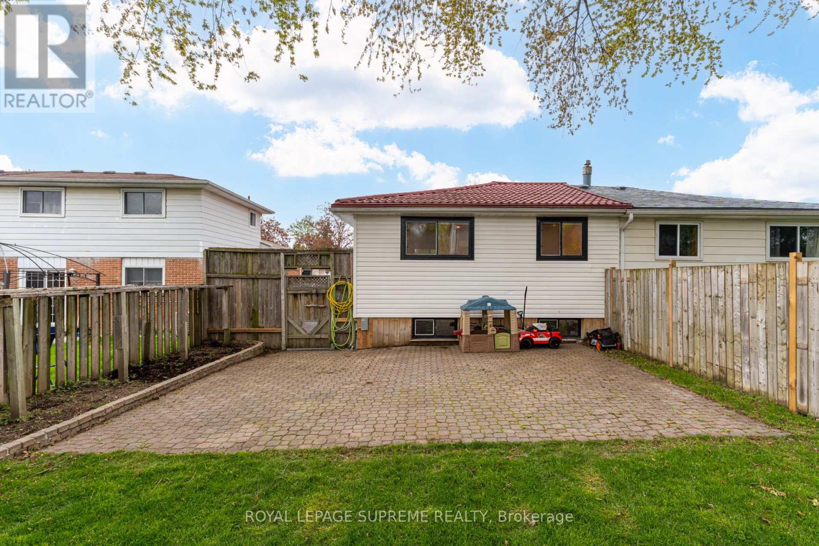143 Voltarie Crescent, Mississauga, Ontario  L5A 2A5 - Photo 38 - W13144146