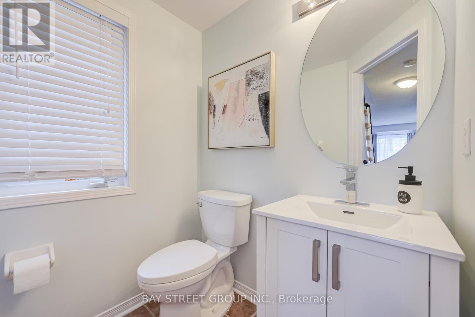 2313 Saddlecreek Crescent, Oakville, Ontario  L6M 5J6 - Photo 19 - W13144154